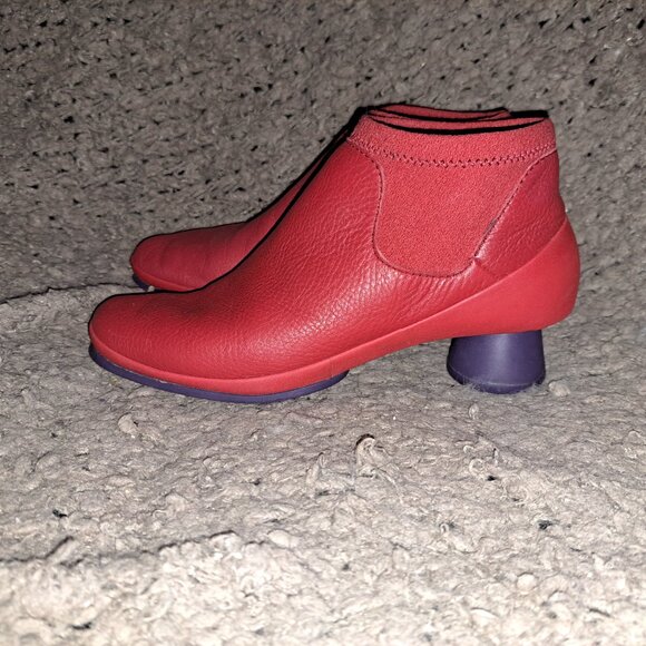 CAMPER-ANKLE BOOT-Alright-Red Leather/Suede-Purple Rubber Round Heel-Sz 37-NM - Picture 2 of 8